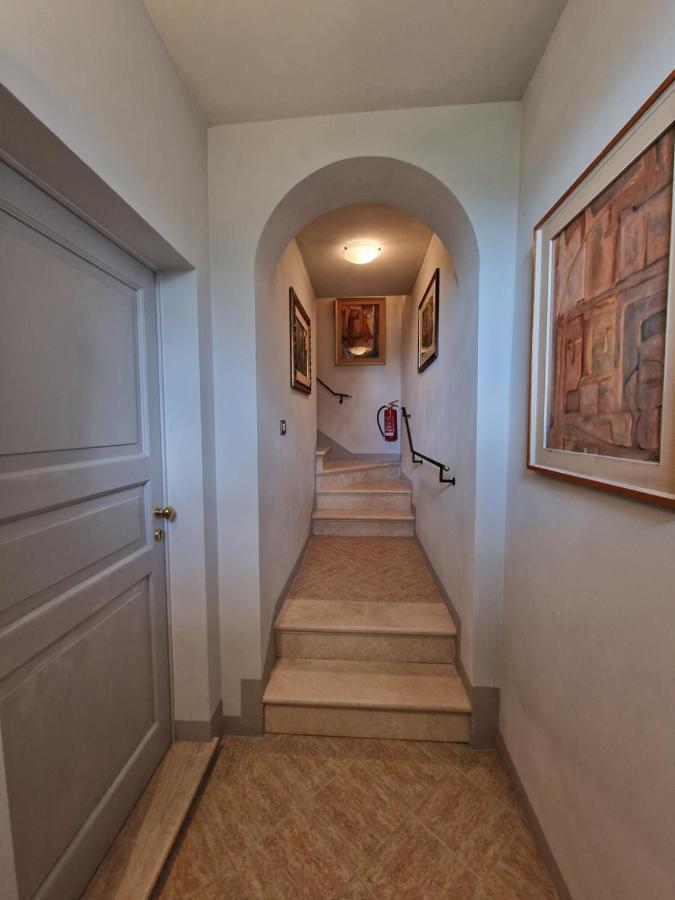 Flat I Apartment Petroio Екстериор снимка